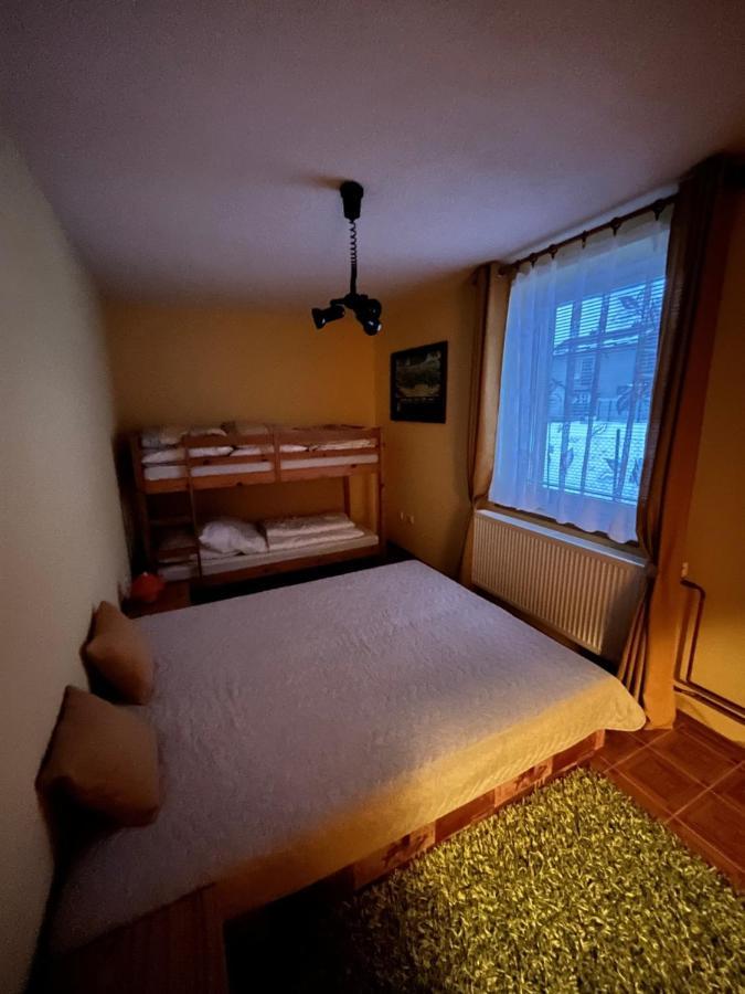 Apartman 66 V Tichej Lokalite ลิฟตอฟสกีมิคูลาช ภายนอก รูปภาพ